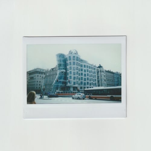 e5d9f98d-2327-4b97-b847-9e5762da162e_rw_1920