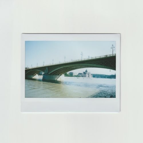 ef5ca4b6-d4ab-4c2b-ae8b-7a3d50d4d8b2_rw_1920